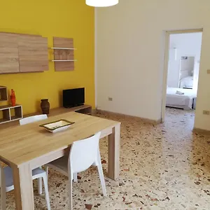 https://charming-apartment-in-mondello.palermohotels.org